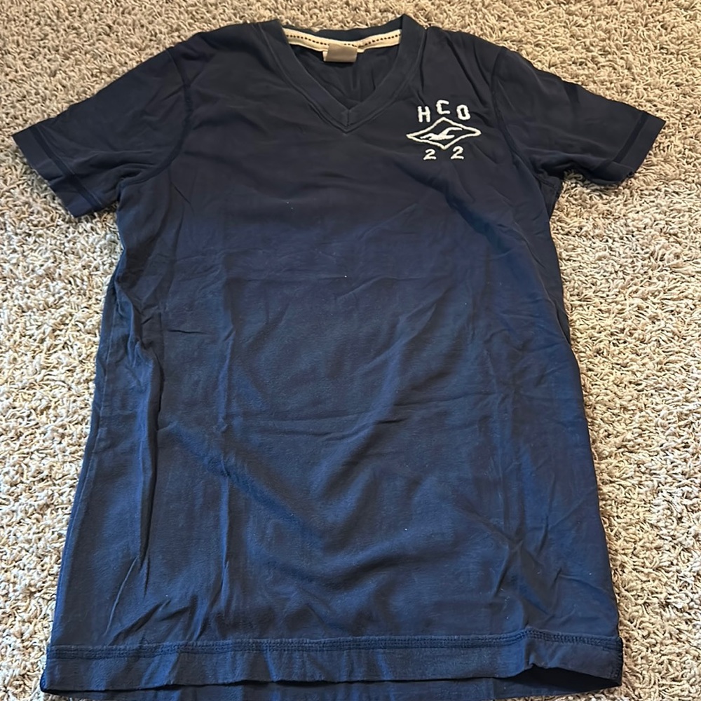 ❤️ Hollister Vneck T-shirt